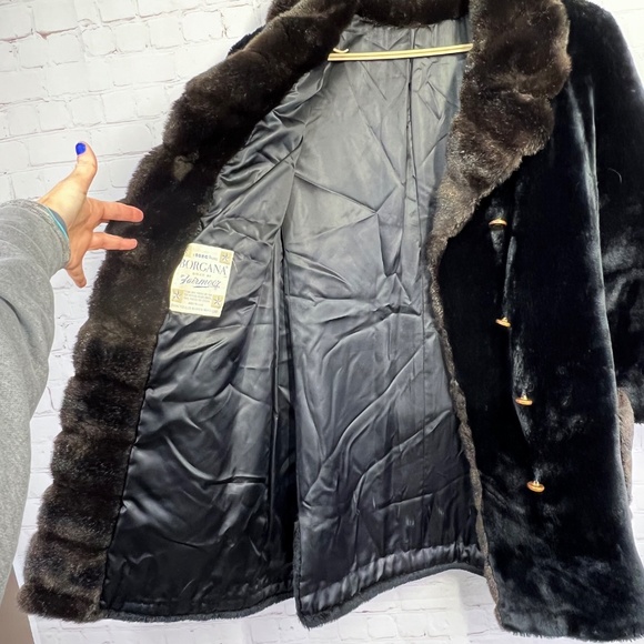 •VINTAGE • LIKE NEW |•BORGANA BY FAIRMOOR•| Two-Tone Brown Faux Fur Coat - Picture 7 of 16